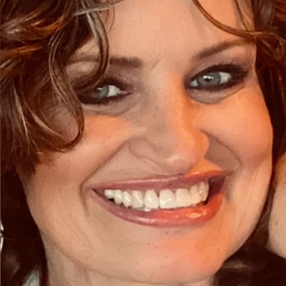angela_posh_88